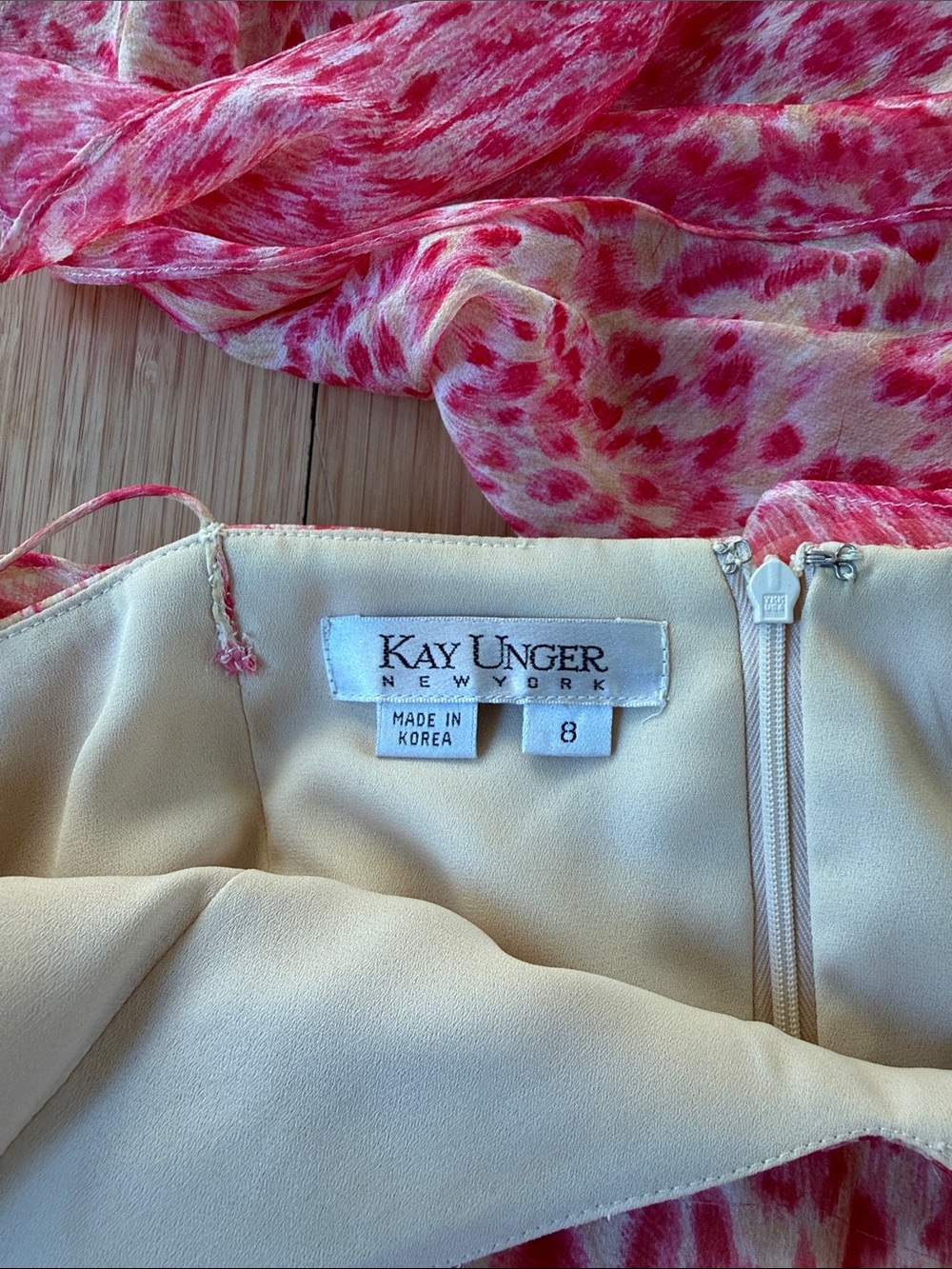 Vintage y2k silk ruffle Kay Unger pink cheeta dress with matching scarf - Picture 3 of 6